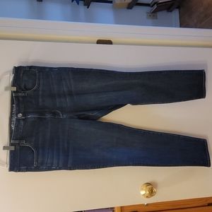 American Eagle High-Rise Jegging 18